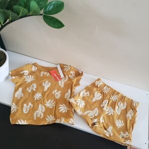 JF Cactus Print NWT Mustard Yellow Infant 100% Cotton Set  -  3/6 M ( Unisex)